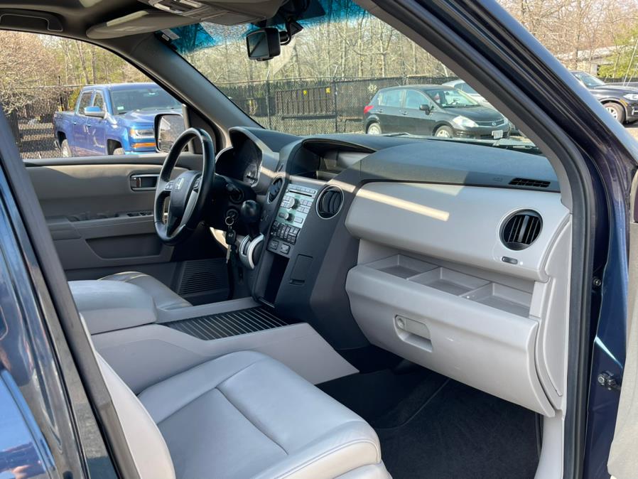 2011 Honda Pilot 4WD 4dr EX-L, available for sale in Ashland , Massachusetts | New Beginning Auto Service Inc . Ashland , Massachusetts 2011 Honda Pilot 4WD 4dr EX-L, available for sale in Ashland , Massachusetts | New Beginning Auto Service Inc . Ashland , Massachusetts