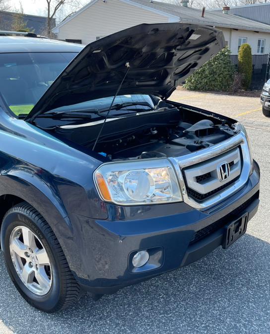 2011 Honda Pilot 4WD 4dr EX-L, available for sale in Ashland , Massachusetts | New Beginning Auto Service Inc . Ashland , Massachusetts 2011 Honda Pilot 4WD 4dr EX-L, available for sale in Ashland , Massachusetts | New Beginning Auto Service Inc . Ashland , Massachusetts