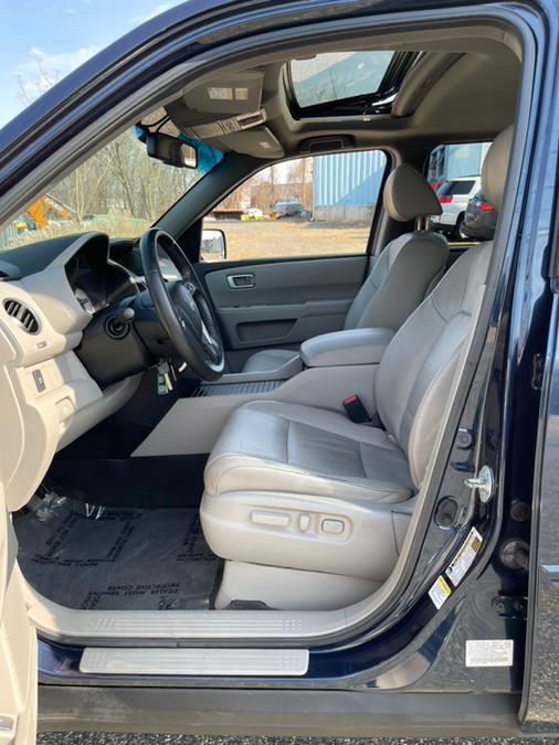 2011 Honda Pilot 4WD 4dr EX-L, available for sale in Ashland , Massachusetts | New Beginning Auto Service Inc . Ashland , Massachusetts 2011 Honda Pilot 4WD 4dr EX-L, available for sale in Ashland , Massachusetts | New Beginning Auto Service Inc . Ashland , Massachusetts