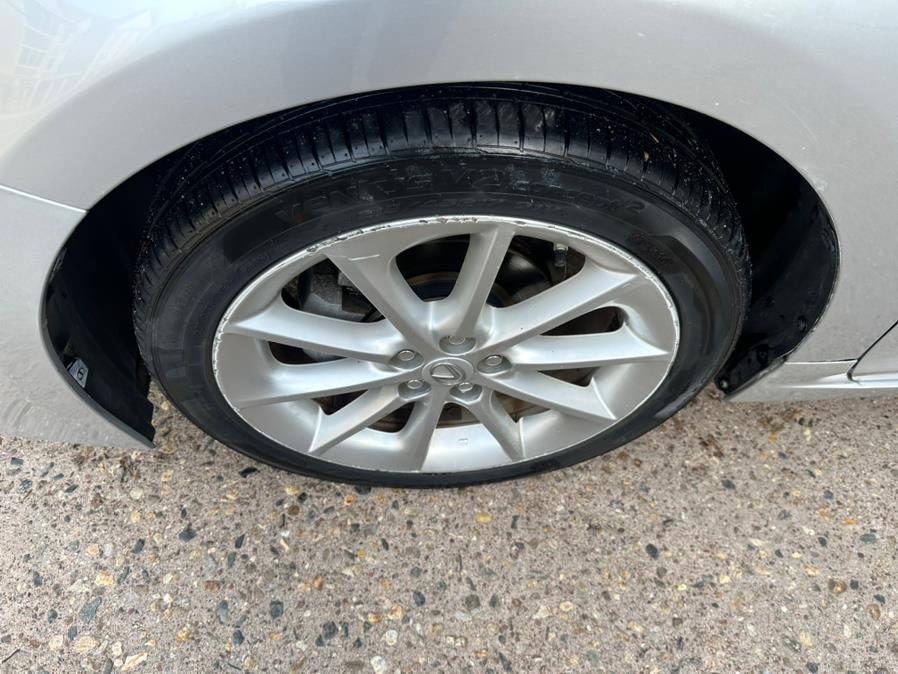 2011 Lexus CT 200h FWD 4dr Hybrid Premium, available for sale in Manchester, Connecticut | Carsonmain LLC. Manchester, Connecticut 2011 Lexus CT 200h FWD 4dr Hybrid Premium, available for sale in Manchester, Connecticut | Carsonmain LLC. Manchester, Connecticut