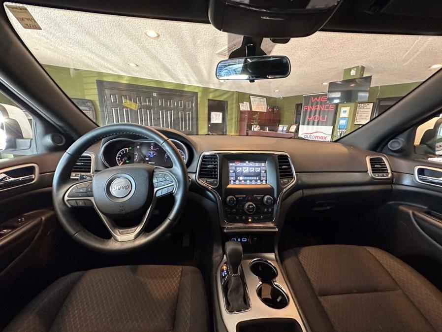2018 Jeep Grand Cherokee Altitude 4x4 *Ltd Avail*, available for sale in West Hartford, Connecticut | AutoMax. West Hartford, Connecticut 2018 Jeep Grand Cherokee Altitude 4x4 *Ltd Avail*, available for sale in West Hartford, Connecticut | AutoMax. West Hartford, Connecticut