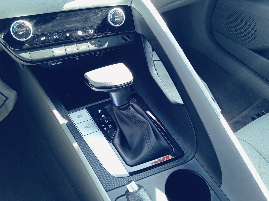 2021 Hyundai Elantra SEL IVT, available for sale in Irvington, New Jersey | NJ Used Cars Center. Irvington, New Jersey 2021 Hyundai Elantra SEL IVT, available for sale in Irvington, New Jersey | NJ Used Cars Center. Irvington, New Jersey