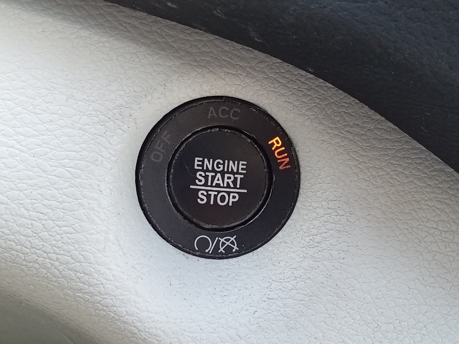 2020 Jeep Cherokee Latitude Plus FWD, available for sale in Irvington, New Jersey | NJ Used Cars Center. Irvington, New Jersey 2020 Jeep Cherokee Latitude Plus FWD, available for sale in Irvington, New Jersey | NJ Used Cars Center. Irvington, New Jersey