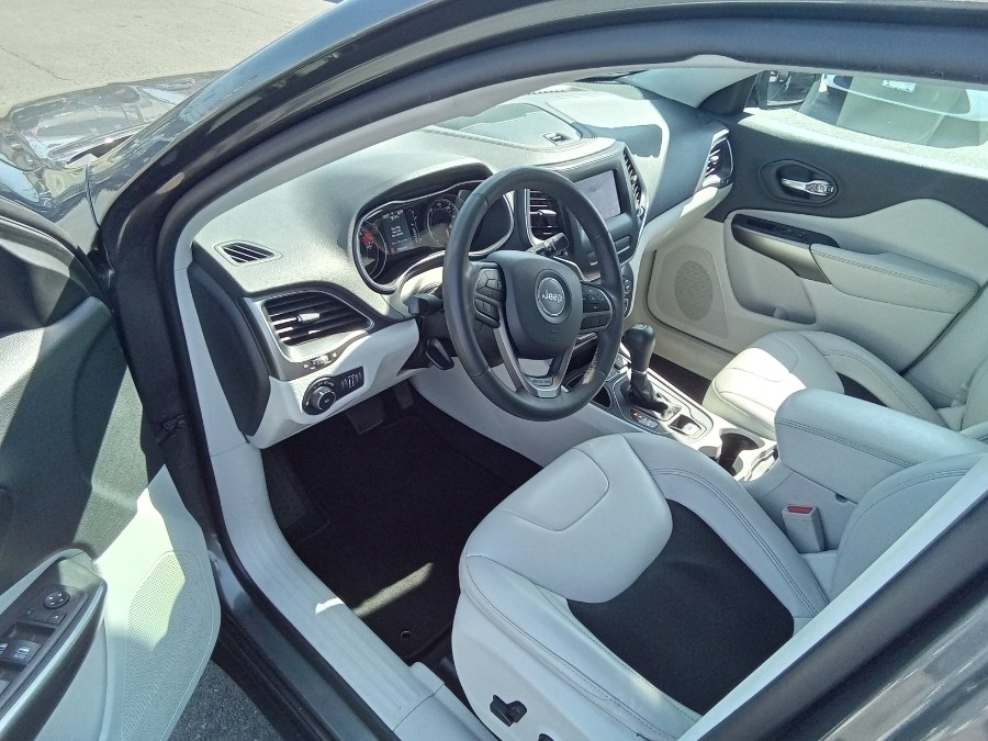 2020 Jeep Cherokee Latitude Plus FWD, available for sale in Irvington, New Jersey | NJ Used Cars Center. Irvington, New Jersey 2020 Jeep Cherokee Latitude Plus FWD, available for sale in Irvington, New Jersey | NJ Used Cars Center. Irvington, New Jersey