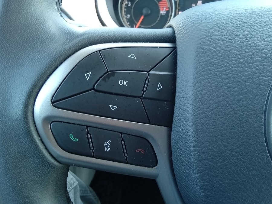 2020 Jeep Cherokee Latitude Plus FWD, available for sale in Irvington, New Jersey | NJ Used Cars Center. Irvington, New Jersey 2020 Jeep Cherokee Latitude Plus FWD, available for sale in Irvington, New Jersey | NJ Used Cars Center. Irvington, New Jersey