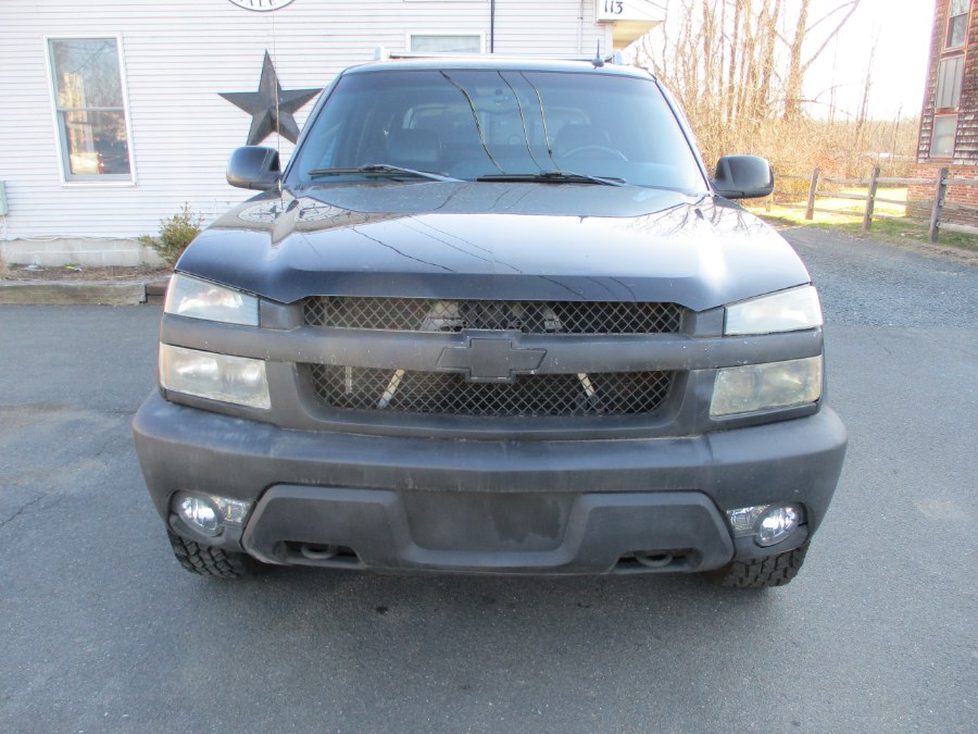 2002 Chevrolet Avalanche 1500 5dr Crew Cab 130" WB 4WD, available for sale in Suffield, Connecticut | Suffield Auto Sales. Suffield, Connecticut 2002 Chevrolet Avalanche 1500 5dr Crew Cab 130" WB 4WD, available for sale in Suffield, Connecticut | Suffield Auto Sales. Suffield, Connecticut