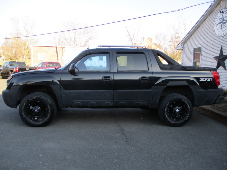 2002 Chevrolet Avalanche 1500 5dr Crew Cab 130" WB 4WD, available for sale in Suffield, Connecticut | Suffield Auto Sales. Suffield, Connecticut 2002 Chevrolet Avalanche 1500 5dr Crew Cab 130" WB 4WD, available for sale in Suffield, Connecticut | Suffield Auto Sales. Suffield, Connecticut
