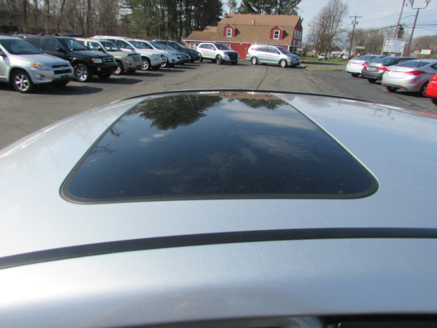 2009 Hyundai Sonata 4dr Sdn I4 Auto GLS PZEV, available for sale in East Windsor, Connecticut | United Auto Sales of E Windsor, Inc. East Windsor, Connecticut 2009 Hyundai Sonata 4dr Sdn I4 Auto GLS PZEV, available for sale in East Windsor, Connecticut | United Auto Sales of E Windsor, Inc. East Windsor, Connecticut