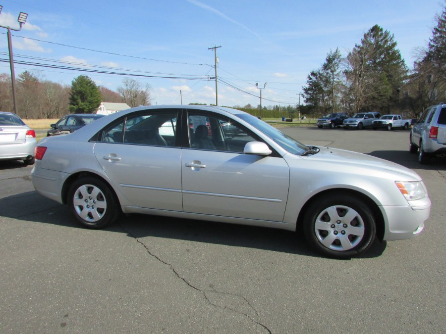 2009 Hyundai Sonata 4dr Sdn I4 Auto GLS PZEV, available for sale in East Windsor, Connecticut | United Auto Sales of E Windsor, Inc. East Windsor, Connecticut 2009 Hyundai Sonata 4dr Sdn I4 Auto GLS PZEV, available for sale in East Windsor, Connecticut | United Auto Sales of E Windsor, Inc. East Windsor, Connecticut