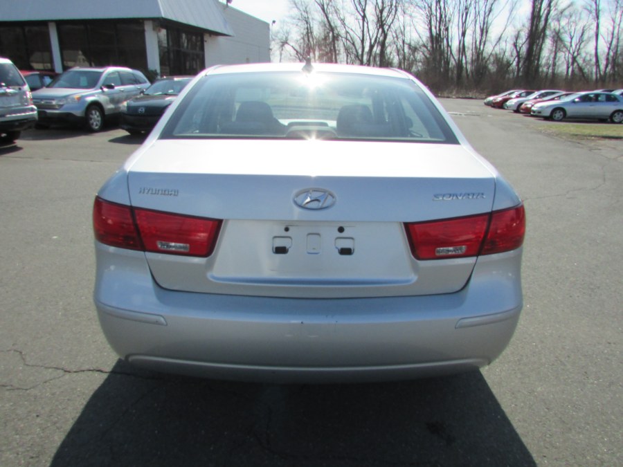 2009 Hyundai Sonata 4dr Sdn I4 Auto GLS PZEV, available for sale in East Windsor, Connecticut | United Auto Sales of E Windsor, Inc. East Windsor, Connecticut 2009 Hyundai Sonata 4dr Sdn I4 Auto GLS PZEV, available for sale in East Windsor, Connecticut | United Auto Sales of E Windsor, Inc. East Windsor, Connecticut