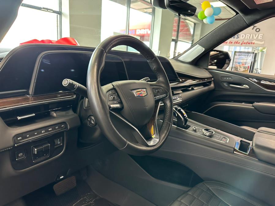 2022 Cadillac Escalade ESV 4WD 4dr Sport Platinum, available for sale in Inwood, New York | 5 Towns Drive. Inwood, New York 2022 Cadillac Escalade ESV 4WD 4dr Sport Platinum, available for sale in Inwood, New York | 5 Towns Drive. Inwood, New York