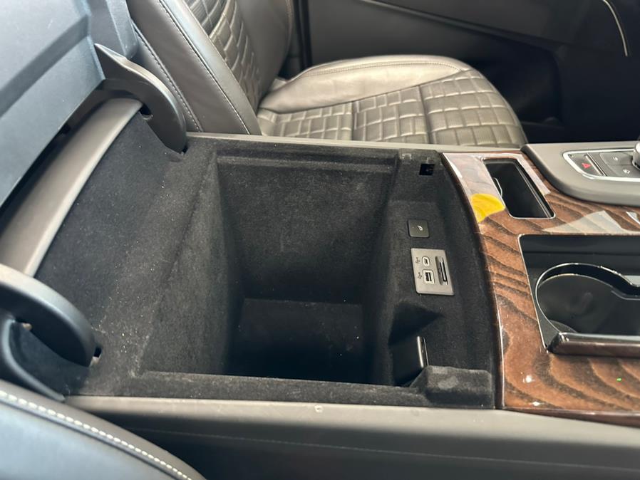 2022 Cadillac Escalade ESV 4WD 4dr Sport Platinum, available for sale in Inwood, New York | 5 Towns Drive. Inwood, New York 2022 Cadillac Escalade ESV 4WD 4dr Sport Platinum, available for sale in Inwood, New York | 5 Towns Drive. Inwood, New York