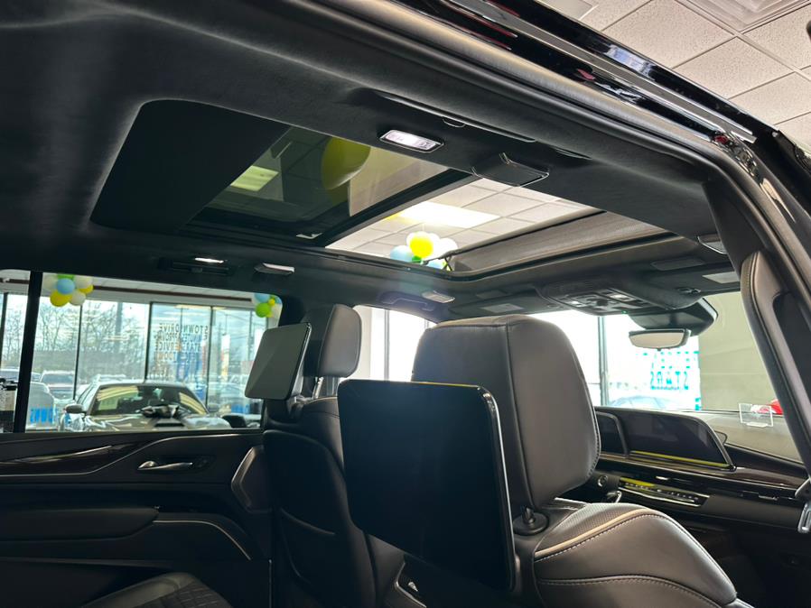 2022 Cadillac Escalade ESV 4WD 4dr Sport Platinum, available for sale in Inwood, New York | 5 Towns Drive. Inwood, New York 2022 Cadillac Escalade ESV 4WD 4dr Sport Platinum, available for sale in Inwood, New York | 5 Towns Drive. Inwood, New York