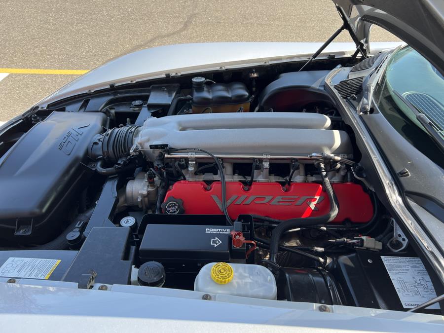 2004 Dodge Viper 2dr Convertible SRT10, available for sale in Waterbury, Connecticut | National Auto Brokers, Inc.. Waterbury, Connecticut 2004 Dodge Viper 2dr Convertible SRT10, available for sale in Waterbury, Connecticut | National Auto Brokers, Inc.. Waterbury, Connecticut
