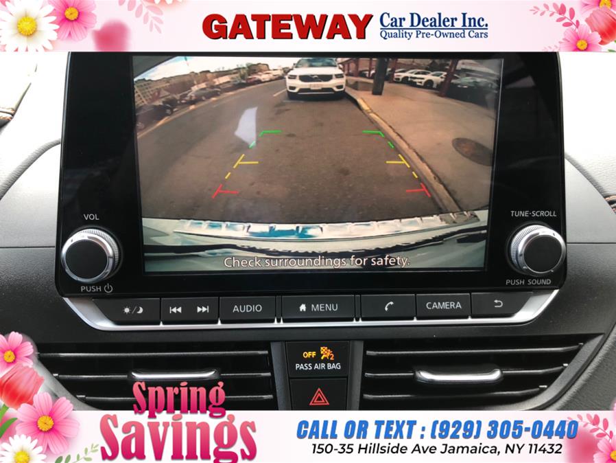 2022 Nissan Altima 2.5 SR Sedan, available for sale in Jamaica, New York | Gateway Car Dealer Inc. Jamaica, New York 2022 Nissan Altima 2.5 SR Sedan, available for sale in Jamaica, New York | Gateway Car Dealer Inc. Jamaica, New York