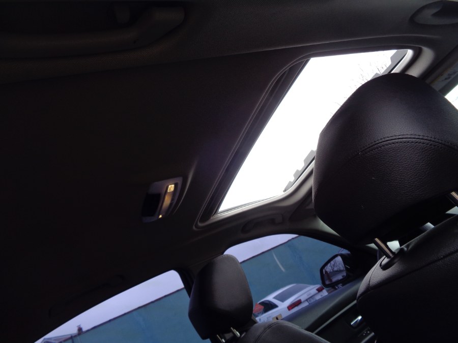 2015 BMW 3 Series 4dr Sdn 328i xDrive AWD South Africa, available for sale in Valley Stream, New York | NY Auto Traders. Valley Stream, New York 2015 BMW 3 Series 4dr Sdn 328i xDrive AWD South Africa, available for sale in Valley Stream, New York | NY Auto Traders. Valley Stream, New York