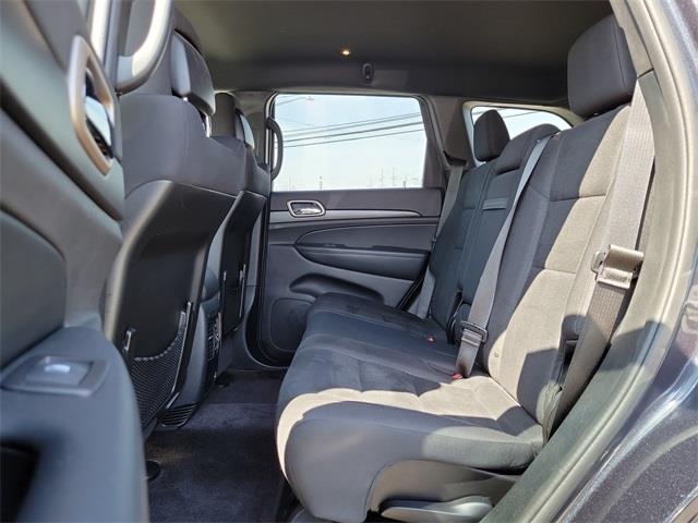 2016 Jeep Grand Cherokee Laredo, available for sale in Stratford, Connecticut | Wiz Leasing Inc. Stratford, Connecticut 2016 Jeep Grand Cherokee Laredo, available for sale in Stratford, Connecticut | Wiz Leasing Inc. Stratford, Connecticut