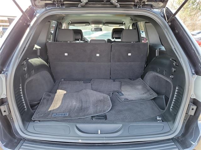 2016 Jeep Grand Cherokee Laredo, available for sale in Stratford, Connecticut | Wiz Leasing Inc. Stratford, Connecticut 2016 Jeep Grand Cherokee Laredo, available for sale in Stratford, Connecticut | Wiz Leasing Inc. Stratford, Connecticut