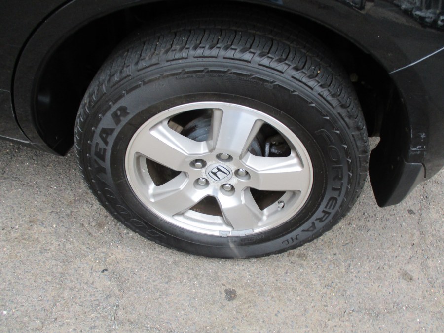 2011 Honda Pilot 4WD 4dr EX-L w/Navi, available for sale in Meriden, Connecticut | Cos Central Auto. Meriden, Connecticut 2011 Honda Pilot 4WD 4dr EX-L w/Navi, available for sale in Meriden, Connecticut | Cos Central Auto. Meriden, Connecticut