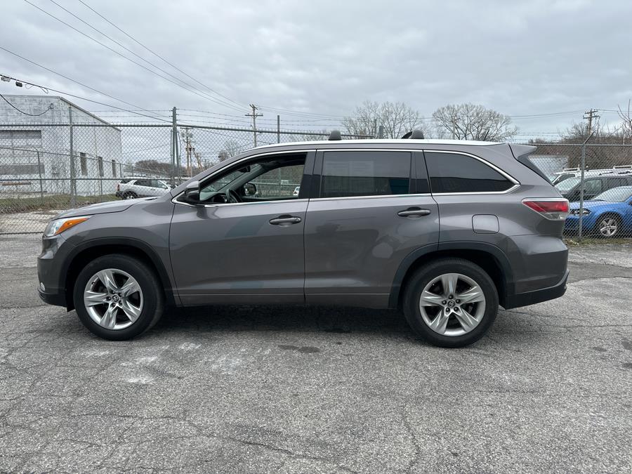 2016 Toyota Highlander FWD 4dr V6 Limited (Natl), available for sale in Milford, Connecticut | Dealertown Auto Wholesalers. Milford, Connecticut 2016 Toyota Highlander FWD 4dr V6 Limited (Natl), available for sale in Milford, Connecticut | Dealertown Auto Wholesalers. Milford, Connecticut
