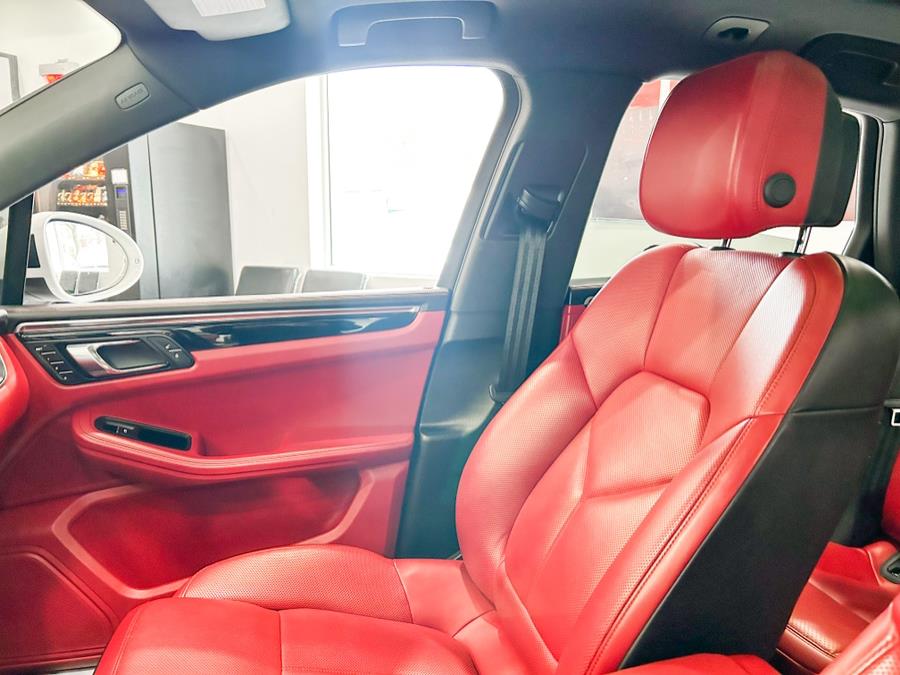 2018 Porsche Macan S AWD, available for sale in Franklin Square, New York | Luxury Motor Club. Franklin Square, New York 2018 Porsche Macan S AWD, available for sale in Franklin Square, New York | Luxury Motor Club. Franklin Square, New York