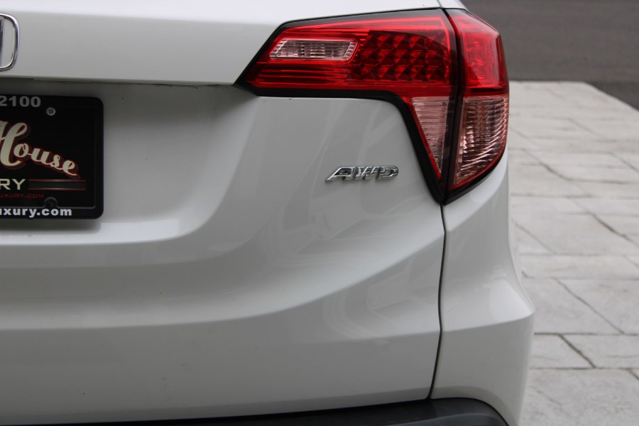 2016 Honda HR-V AWD 4dr CVT EX-L w/Navi, available for sale in Plantsville, Connecticut | Auto House of Luxury. Plantsville, Connecticut 2016 Honda HR-V AWD 4dr CVT EX-L w/Navi, available for sale in Plantsville, Connecticut | Auto House of Luxury. Plantsville, Connecticut
