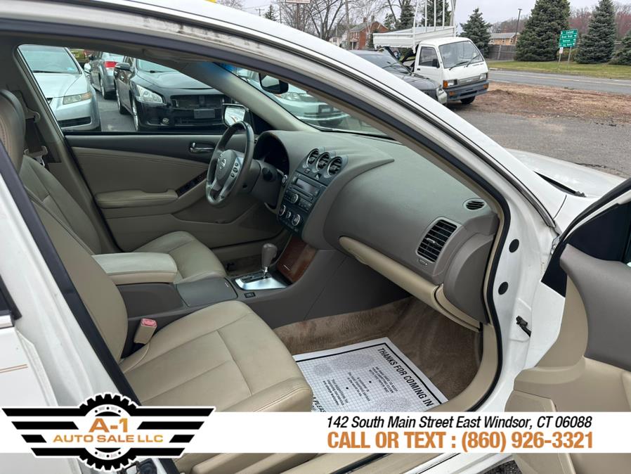 2008 Nissan Altima 4dr Sdn I4 CVT 2.5 SL ULEV, available for sale in East Windsor, Connecticut | A1 Auto Sale LLC. East Windsor, Connecticut 2008 Nissan Altima 4dr Sdn I4 CVT 2.5 SL ULEV, available for sale in East Windsor, Connecticut | A1 Auto Sale LLC. East Windsor, Connecticut