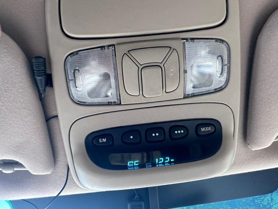 2005 Toyota Sienna 5dr LE AWD, available for sale in Revere, Massachusetts | Wonderland Auto. Revere, Massachusetts 2005 Toyota Sienna 5dr LE AWD, available for sale in Revere, Massachusetts | Wonderland Auto. Revere, Massachusetts