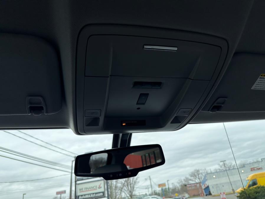 2016 GMC Sierra 2500HD 4WD Double Cab 144.2", available for sale in West Hartford, Connecticut | AutoMax. West Hartford, Connecticut 2016 GMC Sierra 2500HD 4WD Double Cab 144.2", available for sale in West Hartford, Connecticut | AutoMax. West Hartford, Connecticut