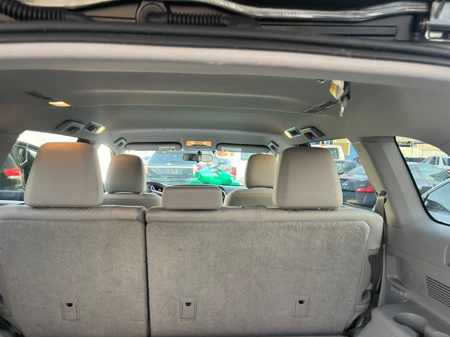 2014 Toyota Highlander AWD 4dr V6 LE Plus (Natl), available for sale in Brooklyn, New York | Brooklyn Auto Mall LLC. Brooklyn, New York 2014 Toyota Highlander AWD 4dr V6 LE Plus (Natl), available for sale in Brooklyn, New York | Brooklyn Auto Mall LLC. Brooklyn, New York
