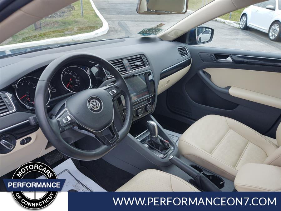 2017 Volkswagen Jetta 1.8T SEL Auto, available for sale in Wilton, Connecticut | Performance Motor Cars Of Connecticut LLC. Wilton, Connecticut 2017 Volkswagen Jetta 1.8T SEL Auto, available for sale in Wilton, Connecticut | Performance Motor Cars Of Connecticut LLC. Wilton, Connecticut