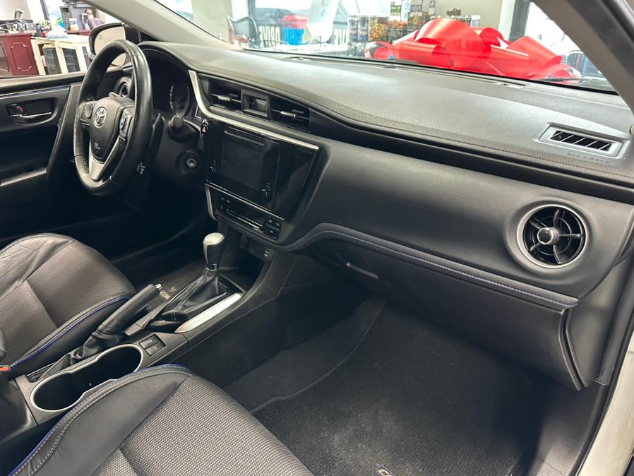 2019 Toyota Corolla SE CVT (Natl), available for sale in Inwood, New York | 5 Towns Drive. Inwood, New York 2019 Toyota Corolla SE CVT (Natl), available for sale in Inwood, New York | 5 Towns Drive. Inwood, New York