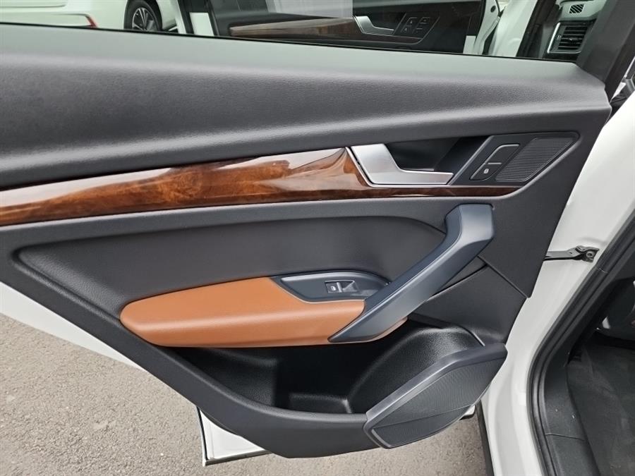 2020 Audi Q5 Premium 45 TFSI quattro, available for sale in Islip, New York | L.I. Auto Gallery. Islip, New York 2020 Audi Q5 Premium 45 TFSI quattro, available for sale in Islip, New York | L.I. Auto Gallery. Islip, New York