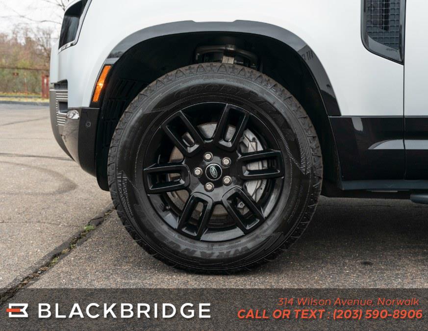 2022 Land Rover Defender 110 X-Dynamic HSE AWD, available for sale in Norwalk, Connecticut | Black Bridge Motors, LLC. Norwalk, Connecticut 2022 Land Rover Defender 110 X-Dynamic HSE AWD, available for sale in Norwalk, Connecticut | Black Bridge Motors, LLC. Norwalk, Connecticut