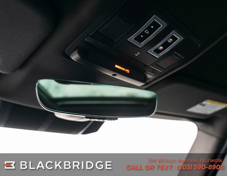 2022 Land Rover Defender 110 X-Dynamic HSE AWD, available for sale in Norwalk, Connecticut | Black Bridge Motors, LLC. Norwalk, Connecticut 2022 Land Rover Defender 110 X-Dynamic HSE AWD, available for sale in Norwalk, Connecticut | Black Bridge Motors, LLC. Norwalk, Connecticut