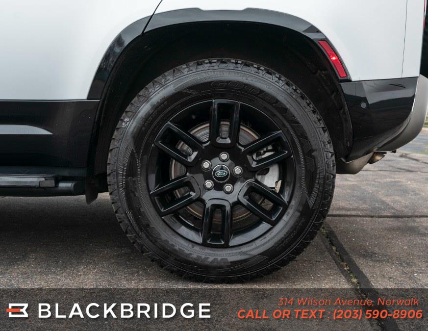 2022 Land Rover Defender 110 X-Dynamic HSE AWD, available for sale in Norwalk, Connecticut | Black Bridge Motors, LLC. Norwalk, Connecticut 2022 Land Rover Defender 110 X-Dynamic HSE AWD, available for sale in Norwalk, Connecticut | Black Bridge Motors, LLC. Norwalk, Connecticut