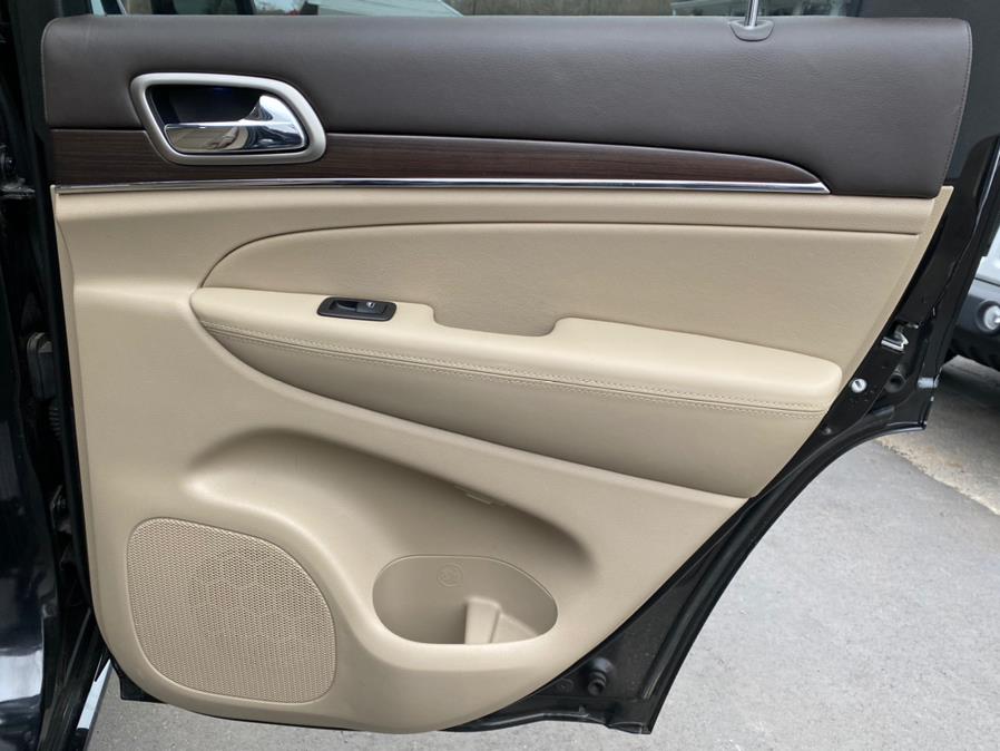 2015 Jeep Grand Cherokee 4WD 4dr Overland, available for sale in Canton, Connecticut | Lava Motors 2 Inc. Canton, Connecticut 2015 Jeep Grand Cherokee 4WD 4dr Overland, available for sale in Canton, Connecticut | Lava Motors 2 Inc. Canton, Connecticut