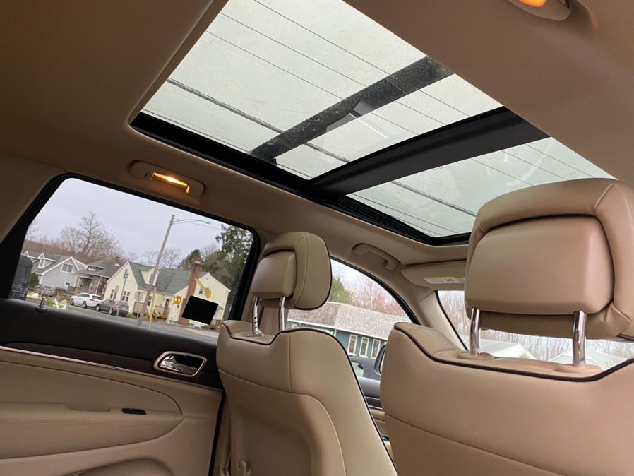 2015 Jeep Grand Cherokee 4WD 4dr Overland, available for sale in Canton, Connecticut | Lava Motors 2 Inc. Canton, Connecticut 2015 Jeep Grand Cherokee 4WD 4dr Overland, available for sale in Canton, Connecticut | Lava Motors 2 Inc. Canton, Connecticut