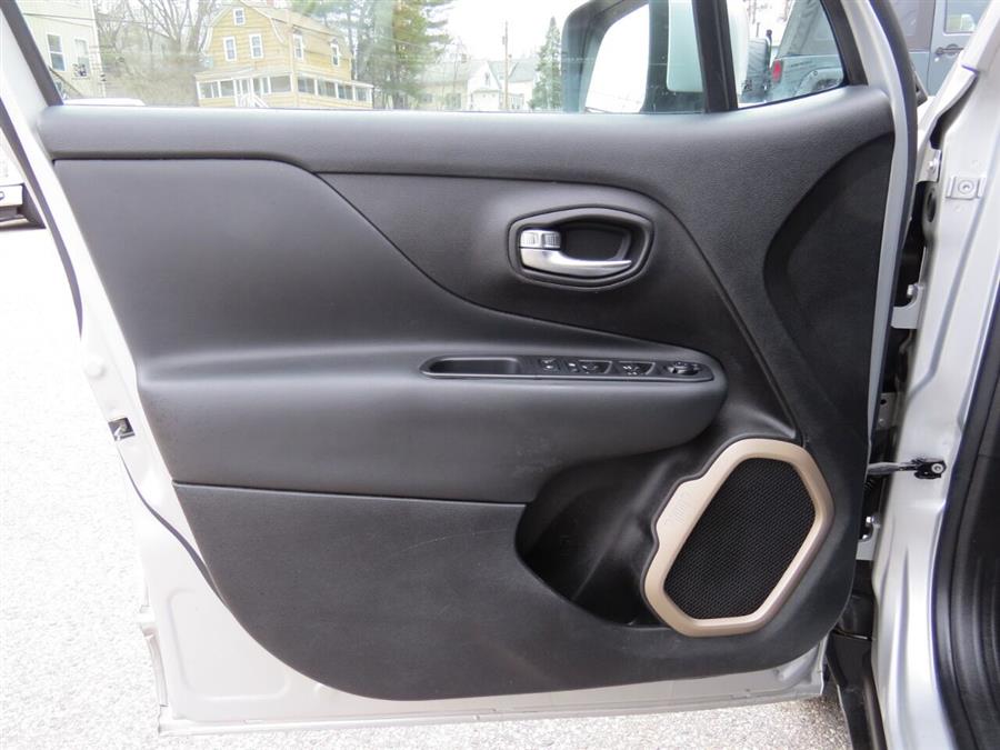 2016 Jeep Renegade Limited 4x4 4dr SUV, available for sale in Auburn, Maine | Lake City Exports Inc. Auburn, Maine 2016 Jeep Renegade Limited 4x4 4dr SUV, available for sale in Auburn, Maine | Lake City Exports Inc. Auburn, Maine