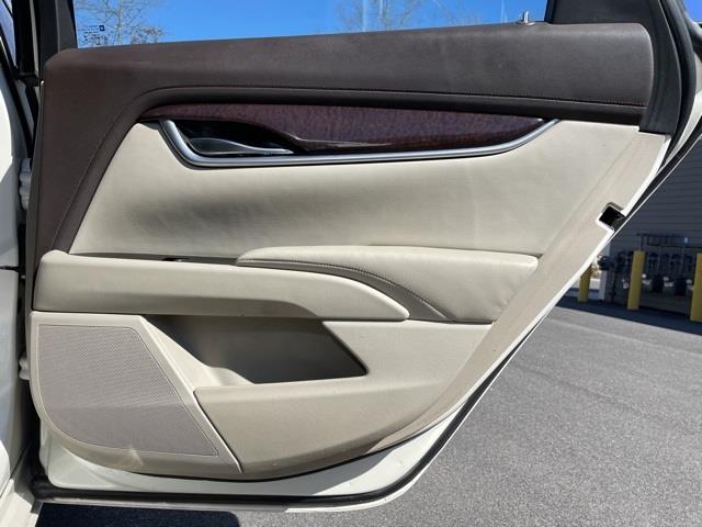 2013 Cadillac Xts Luxury, available for sale in Brookfield, Connecticut | Blasius Federal Road. Brookfield, Connecticut 2013 Cadillac Xts Luxury, available for sale in Brookfield, Connecticut | Blasius Federal Road. Brookfield, Connecticut
