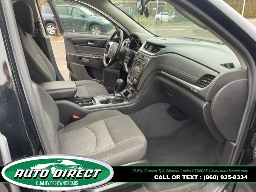 2017 Chevrolet Traverse AWD 4dr LT w/1LT, available for sale in Windsor Locks, Connecticut | Auto Direct LLC. Windsor Locks, Connecticut 2017 Chevrolet Traverse AWD 4dr LT w/1LT, available for sale in Windsor Locks, Connecticut | Auto Direct LLC. Windsor Locks, Connecticut