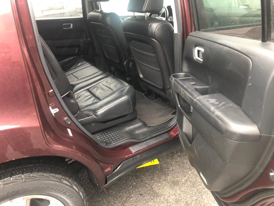 2011 Honda Pilot 4WD 4dr EX-L, available for sale in Irvington, New Jersey | Elis Motors Corp. Irvington, New Jersey 2011 Honda Pilot 4WD 4dr EX-L, available for sale in Irvington, New Jersey | Elis Motors Corp. Irvington, New Jersey