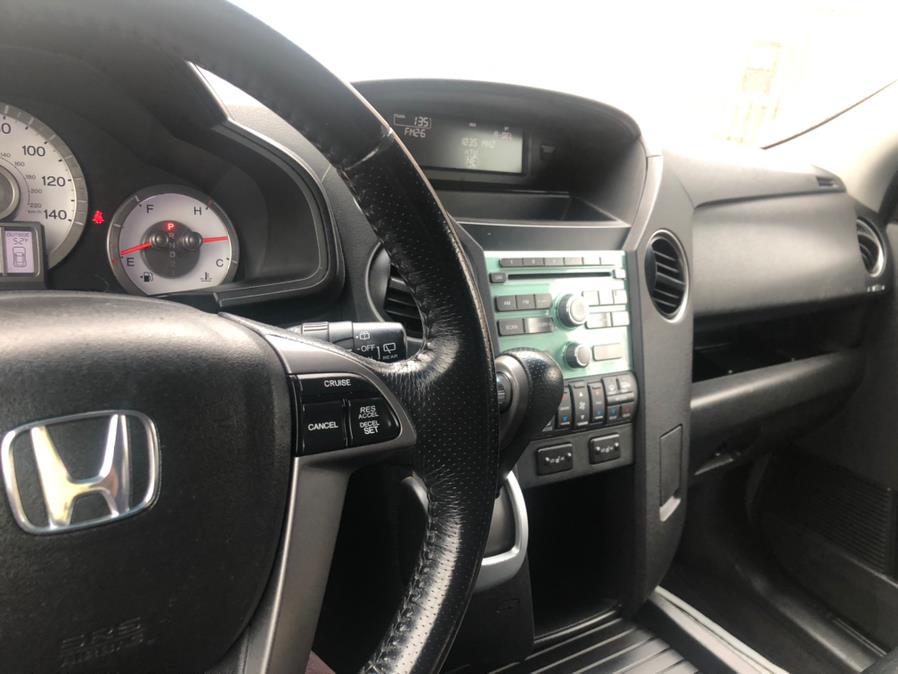 2011 Honda Pilot 4WD 4dr EX-L, available for sale in Irvington, New Jersey | Elis Motors Corp. Irvington, New Jersey 2011 Honda Pilot 4WD 4dr EX-L, available for sale in Irvington, New Jersey | Elis Motors Corp. Irvington, New Jersey