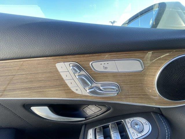 2019 Mercedes-benz Glc GLC 300, available for sale in Great Neck, New York | Camy Cars. Great Neck, New York 2019 Mercedes-benz Glc GLC 300, available for sale in Great Neck, New York | Camy Cars. Great Neck, New York