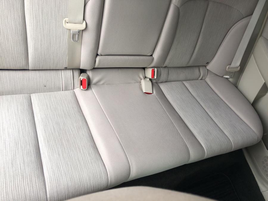 2014 Subaru Legacy 4dr Sedan Auto 2.5i Premium, available for sale in Waterbury, Connecticut | National Auto Brokers, Inc.. Waterbury, Connecticut 2014 Subaru Legacy 4dr Sedan Auto 2.5i Premium, available for sale in Waterbury, Connecticut | National Auto Brokers, Inc.. Waterbury, Connecticut