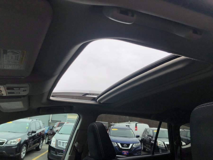 2015 Toyota RAV4 AWD 4dr XLE, available for sale in Waterbury, Connecticut | National Auto Brokers, Inc.. Waterbury, Connecticut 2015 Toyota RAV4 AWD 4dr XLE, available for sale in Waterbury, Connecticut | National Auto Brokers, Inc.. Waterbury, Connecticut