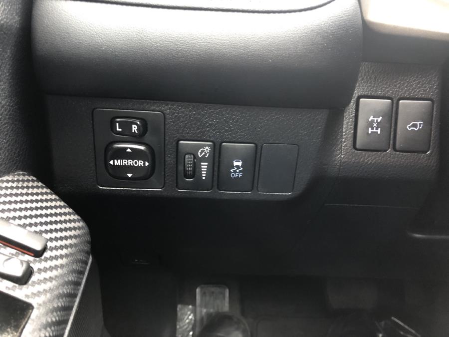 2015 Toyota RAV4 AWD 4dr XLE, available for sale in Waterbury, Connecticut | National Auto Brokers, Inc.. Waterbury, Connecticut 2015 Toyota RAV4 AWD 4dr XLE, available for sale in Waterbury, Connecticut | National Auto Brokers, Inc.. Waterbury, Connecticut
