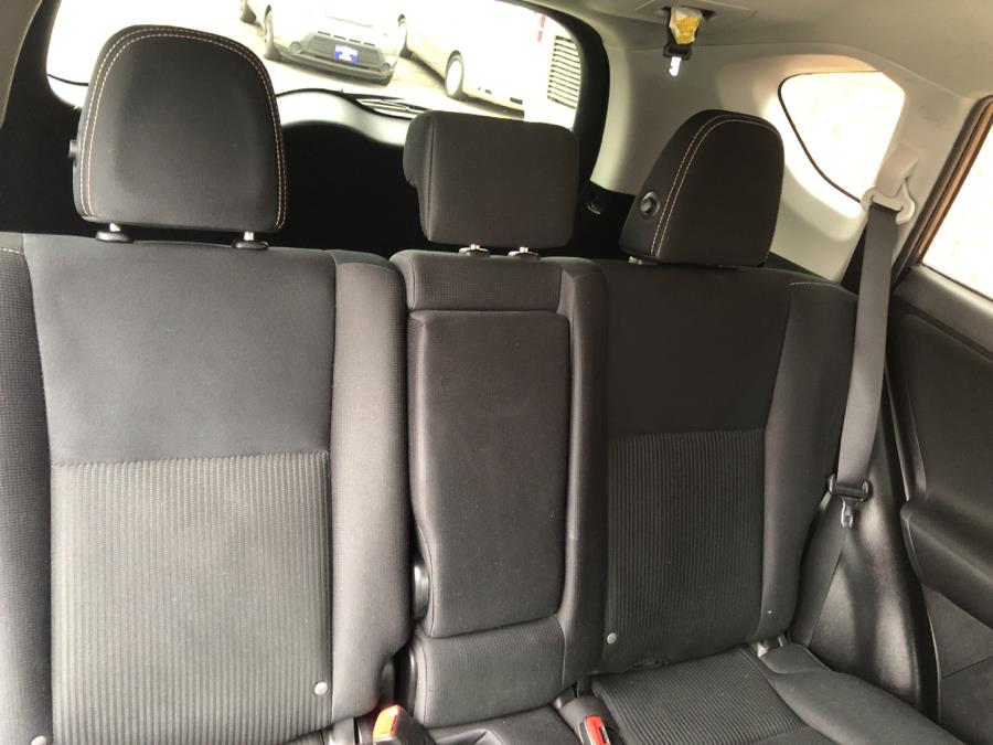 2015 Toyota RAV4 AWD 4dr XLE, available for sale in Waterbury, Connecticut | National Auto Brokers, Inc.. Waterbury, Connecticut 2015 Toyota RAV4 AWD 4dr XLE, available for sale in Waterbury, Connecticut | National Auto Brokers, Inc.. Waterbury, Connecticut