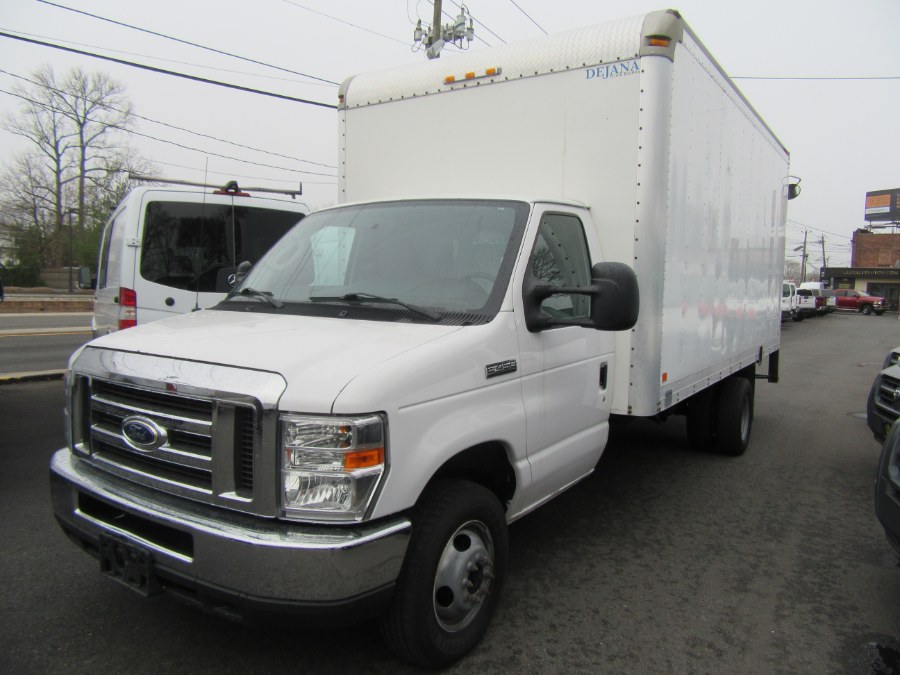 2016 Ford Econoline Commercial Cutaway E-450 Super Duty 176" DRW, available for sale in Little Ferry, New Jersey | Royalty Auto Sales. Little Ferry, New Jersey