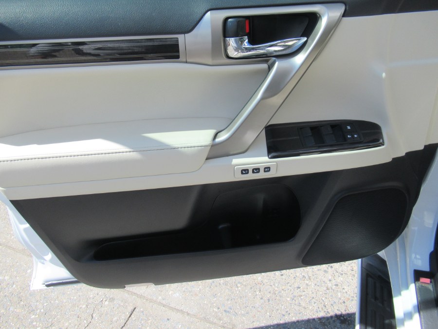 2020 Lexus GX GX 460 Premium 4WD, available for sale in Woodside, New York | Pepmore Auto Sales Inc.. Woodside, New York 2020 Lexus GX GX 460 Premium 4WD, available for sale in Woodside, New York | Pepmore Auto Sales Inc.. Woodside, New York